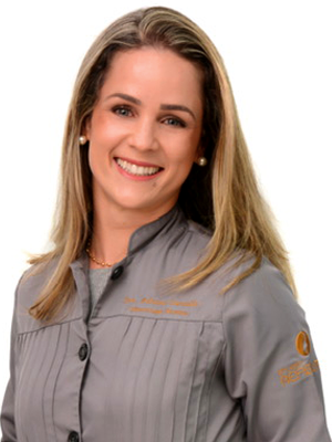Dra Adriana Oliveira Carvalho